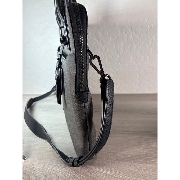 Tumi Stanton Anita Porfolio Briefcase Messenger Bag in Grey Black Shoulder Strap - Picture 4 of 10
